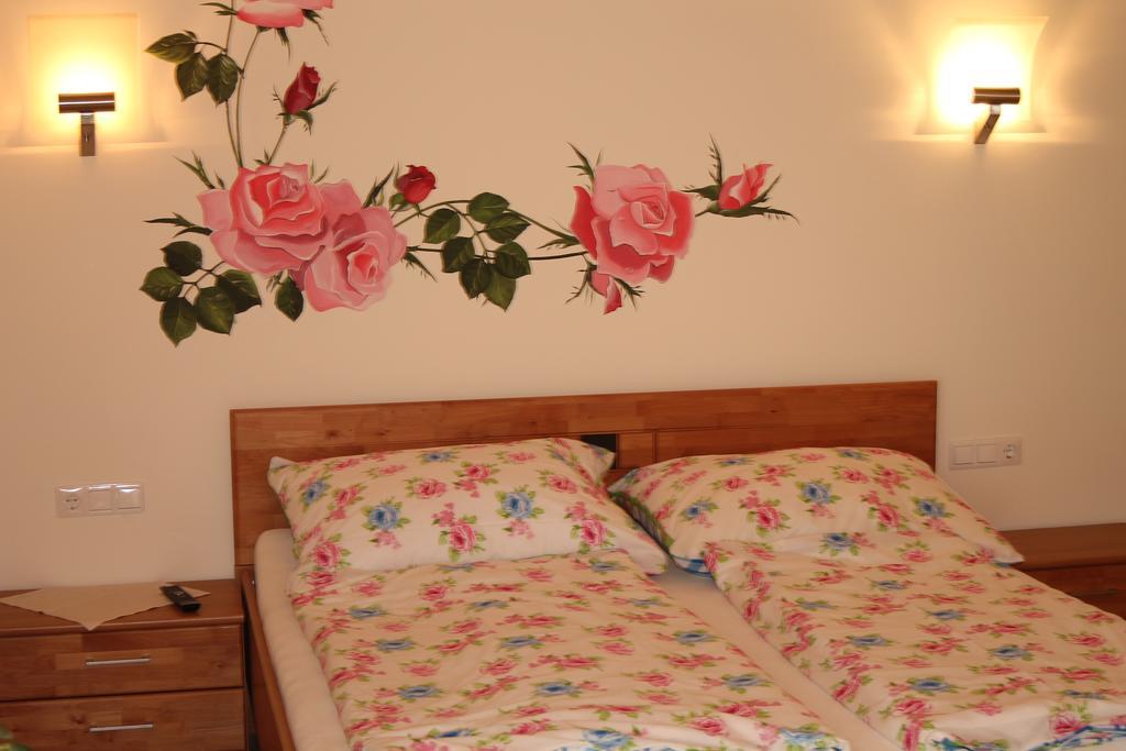 Bed and Breakfast Gastehaus Zur Schonen Aussicht à Spitz an der Donau Chambre photo