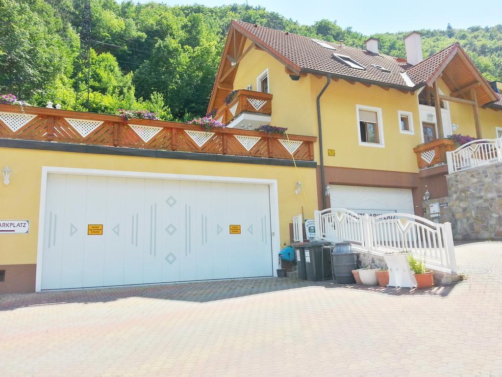 Bed and Breakfast Gastehaus Zur Schonen Aussicht à Spitz an der Donau Chambre photo