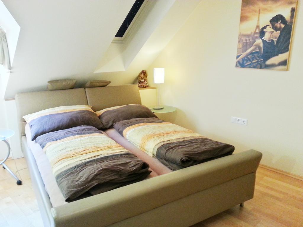 Bed and Breakfast Gastehaus Zur Schonen Aussicht à Spitz an der Donau Chambre photo